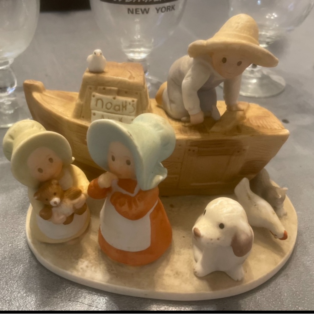 Circle of friends-Noah’s Ark